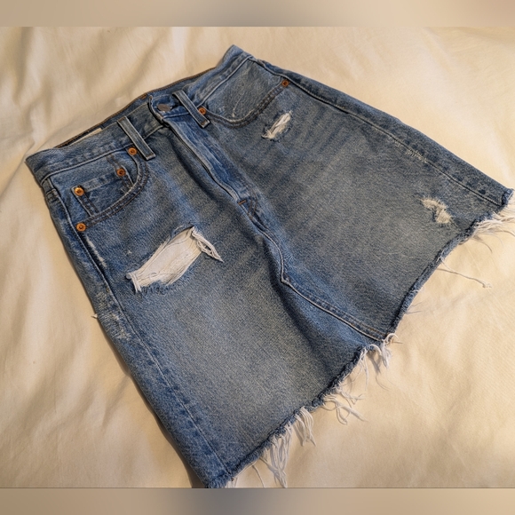 Levi's High Rise Deconstructed Button Fly Denim Skirt - Picture 5 of 14